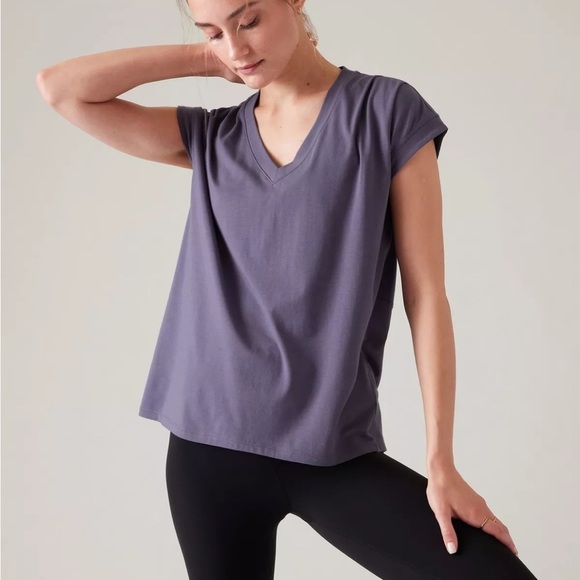 Athleta Purple Outbound Twist Tee - Picture 1 of 12